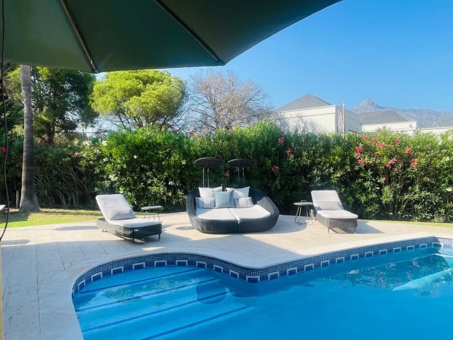 5 Bedroom Villa in Nueva Andalucía