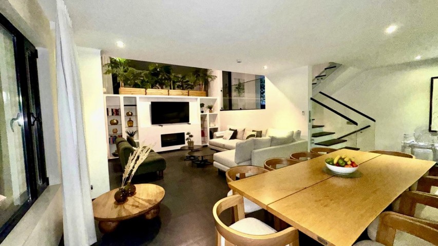 5 Bedroom Villa in Nueva Andalucía