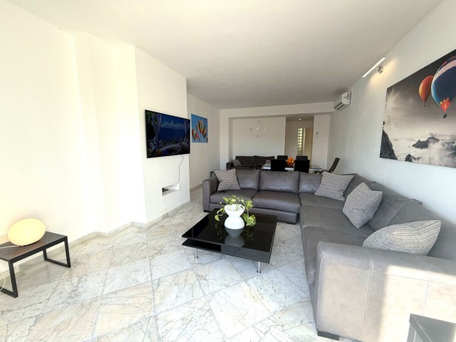 4 Sovrums Lägenhet i Puerto Banús