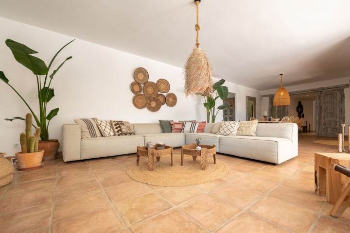 5 Bedroom Villa in Hacienda Las Chapas