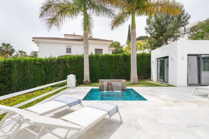 5 Bedroom Villa in Nueva Andalucía