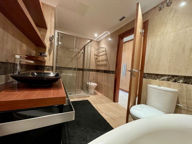 3 Bedroom Apartment in Puerto Banús