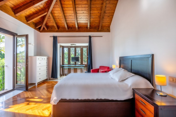 6 Sovrums Villa i Guadalmina Baja
