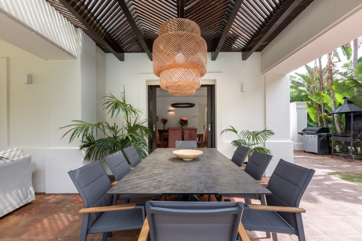 6 Sovrums Villa i Guadalmina Baja