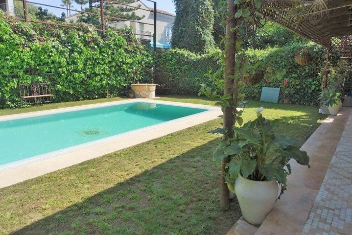 4 Bedroom Villa in Nueva Andalucía