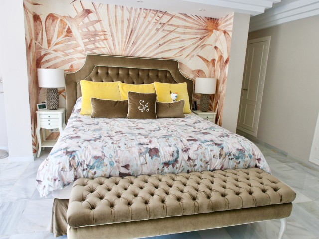 6 Bedroom Villa in El Paraiso