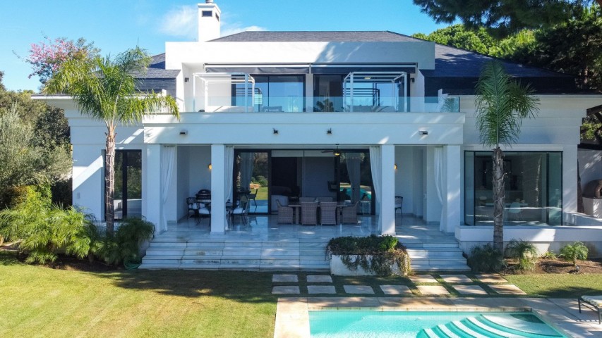 4 Bedroom Villa in Hacienda Las Chapas