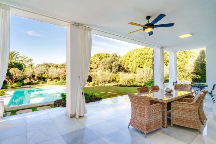 4 Bedroom Villa in Hacienda Las Chapas