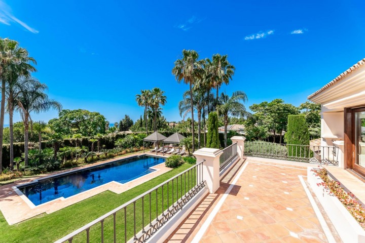 9 Bedroom Villa in Sierra Blanca