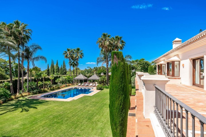 9 Bedroom Villa in Sierra Blanca