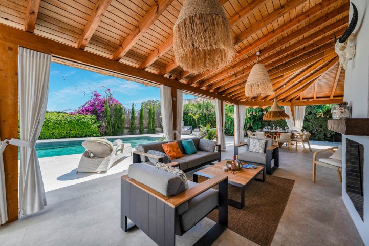 8 Bedroom Villa in Guadalmina Alta