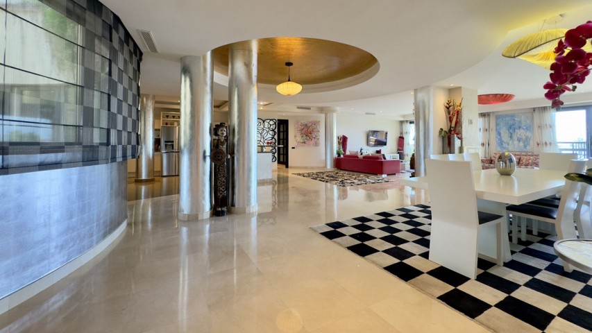 3 Bedroom Apartment in Puerto Banús