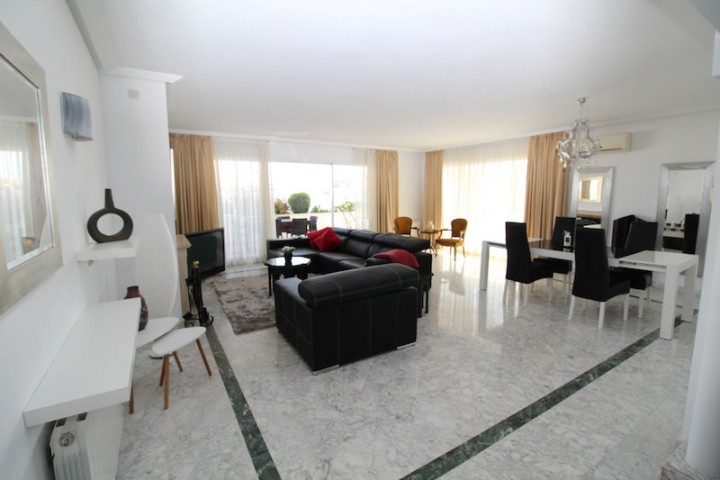 Penthouse in Puerto Banús