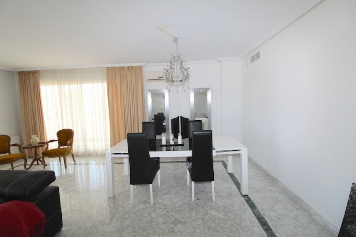 Penthouse in Puerto Banús