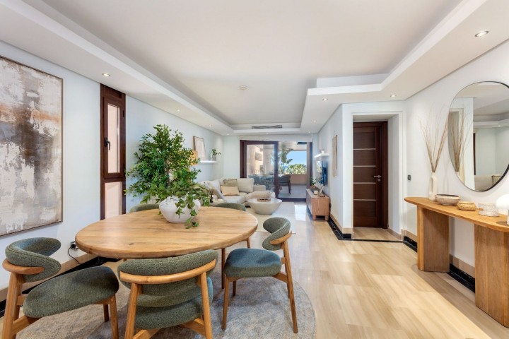 2 Bedroom Apartment in Estepona