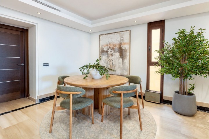 2 Bedroom Apartment in Estepona
