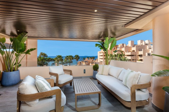 2 Bedroom Apartment in Estepona