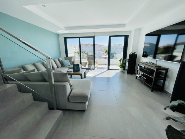 4 Bedroom Townhouse in Torreblanca