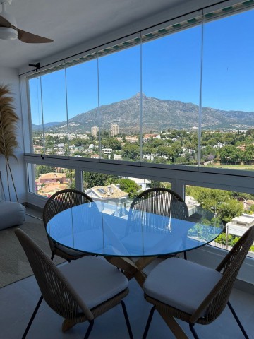 4 Bedroom Apartment in Nueva Andalucía