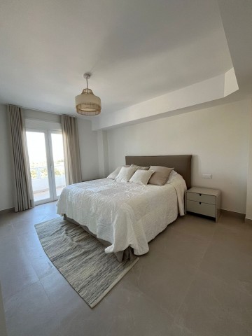 4 Schlafzimmer Apartment in Nueva Andalucía