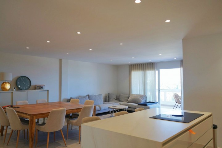 Apartamento con 4 Dormitorios en Nueva Andalucía