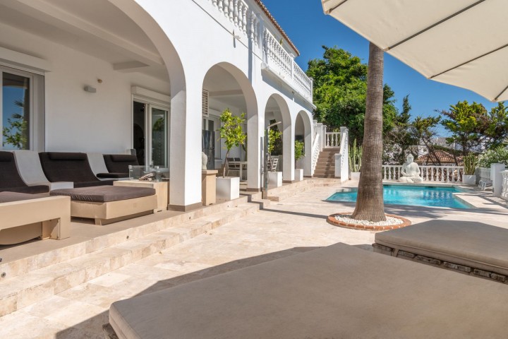 5 Bedroom Villa in Miraflores