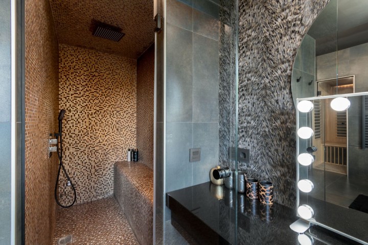 5 Bedroom Villa in Miraflores