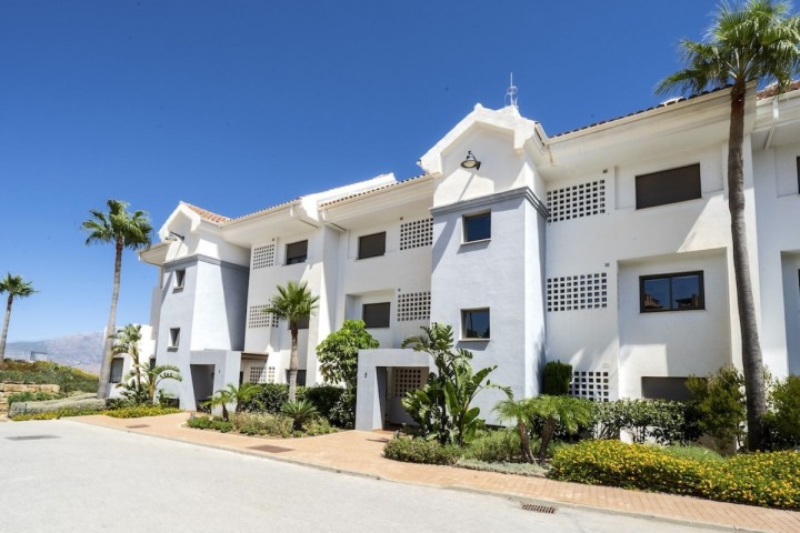 3 Bedroom Apartment in Calanova Golf