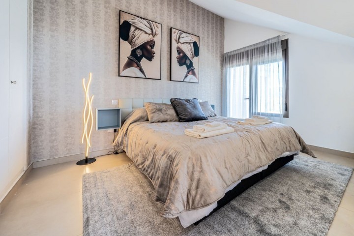 3 Bedroom Apartment in Calanova Golf