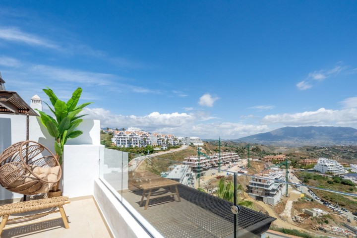 3 Bedroom Apartment in Calanova Golf