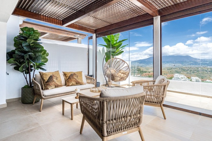 3 Bedroom Apartment in Calanova Golf
