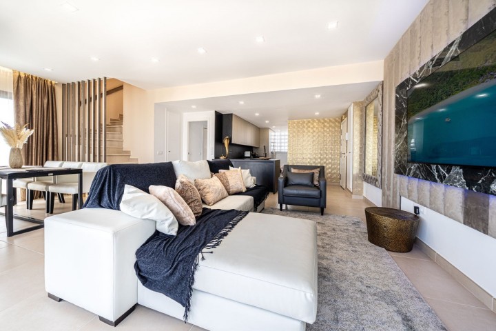3 Bedroom Apartment in Calanova Golf