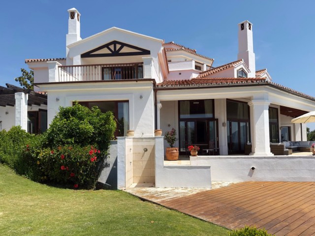 Villa con 5 Dormitorios  en La Zagaleta