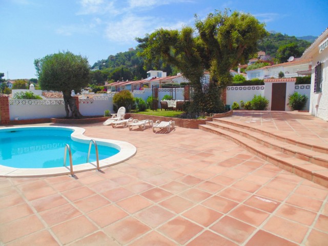 4 Schlafzimmer Villa in Benalmadena
