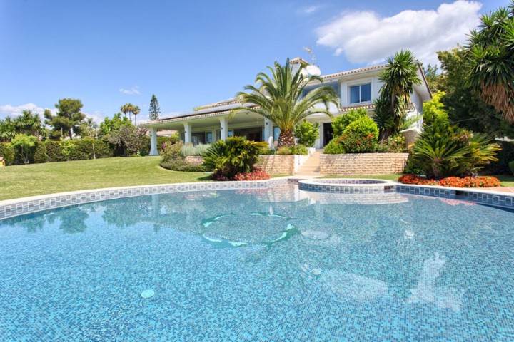 8 Bedroom Villa in Nagüeles