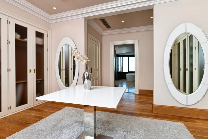 6 Bedroom Villa in Benahavís