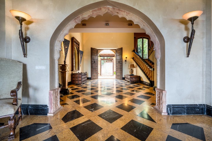 6 Bedroom Villa in Sierra Blanca