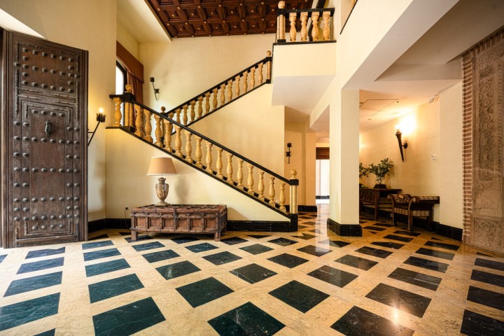 6 Bedroom Villa in Sierra Blanca