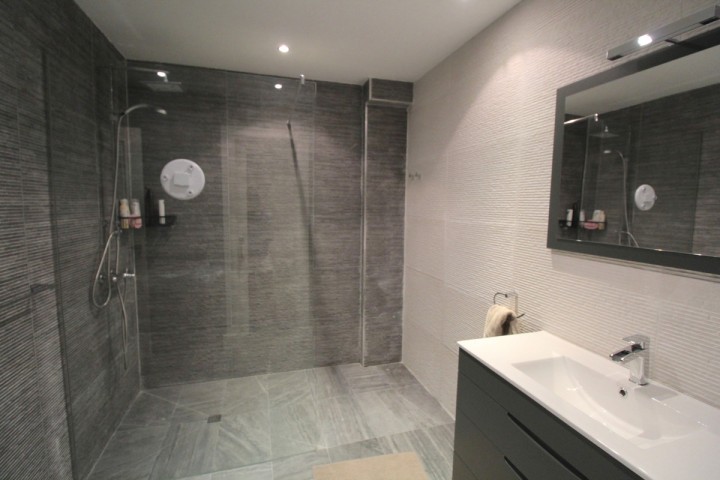 Apartamento con 4 Dormitorios en Puerto Banús