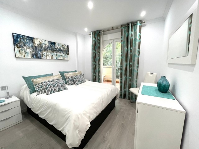 Apartamento con 2 Dormitorios en Nueva Andalucía