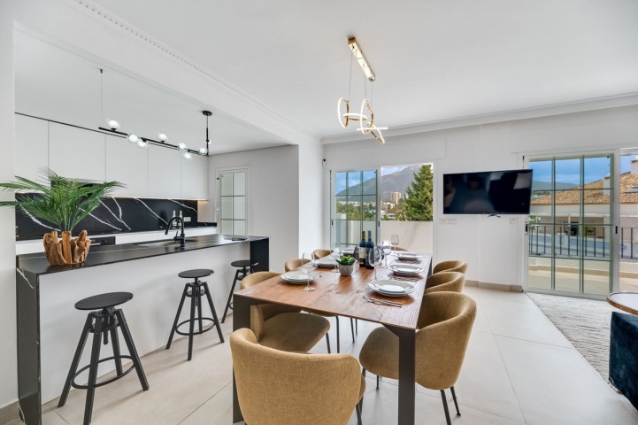 4 Bedroom Apartment in Nueva Andalucía