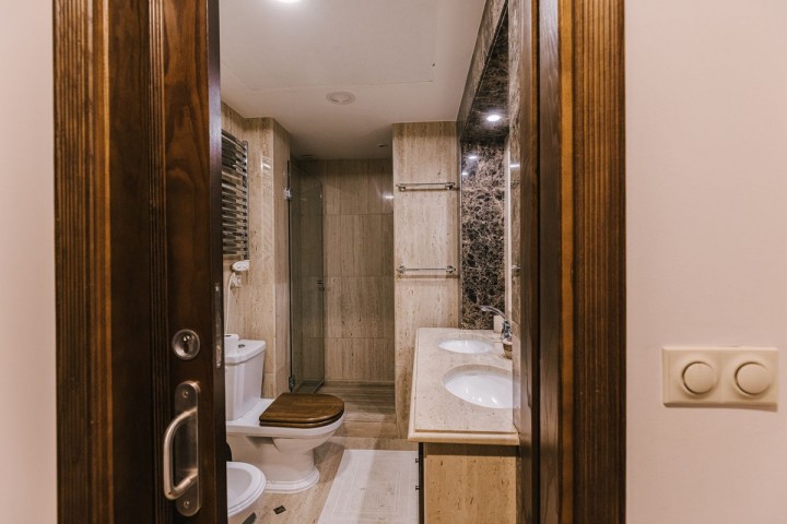 5 Bedroom Townhouse in Bahía de Marbella