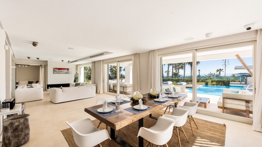 6 Bedroom Villa in The Golden Mile