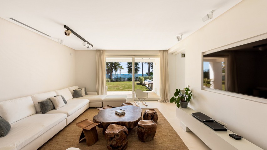6 Bedroom Villa in The Golden Mile