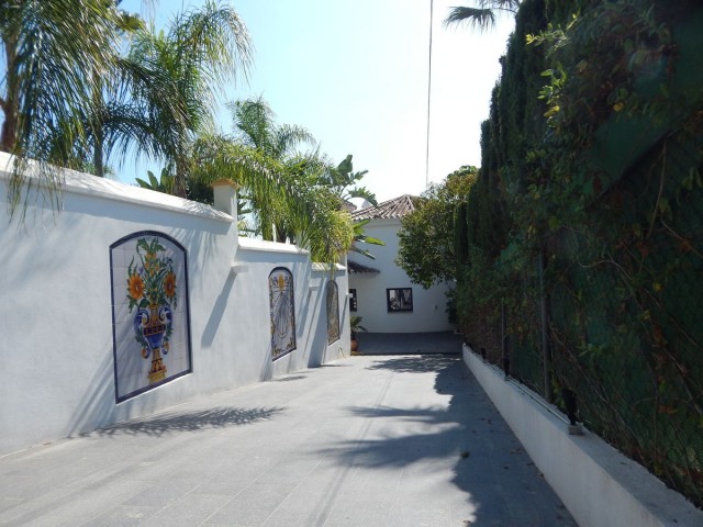 5 Slaapkamer Villa in El Rosario