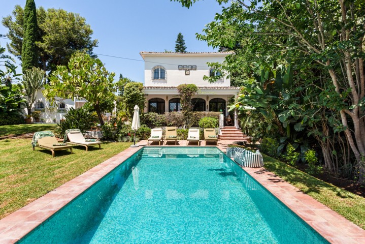 4 Bedroom Villa in Nueva Andalucía