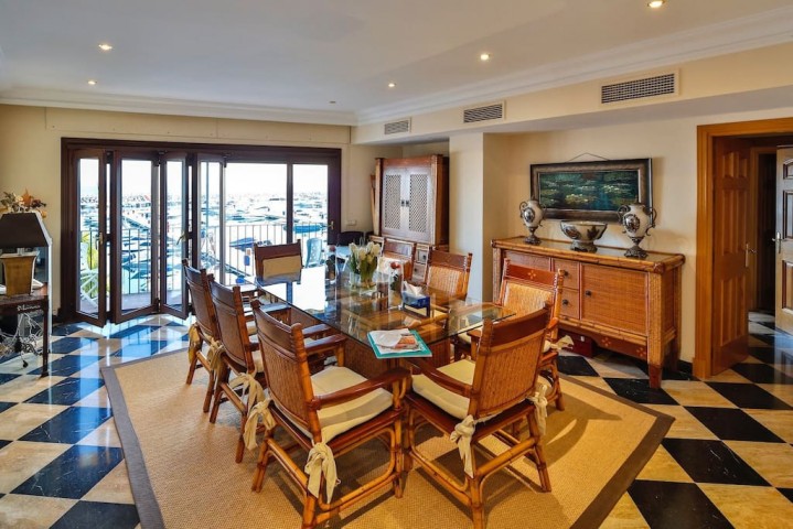 3 Bedroom Apartment in Puerto Banús