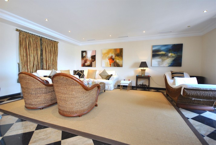 3 Bedroom Apartment in Puerto Banús