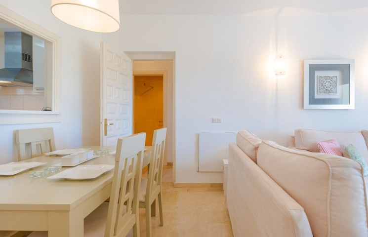 Apartamento con 2 Dormitorios  en El Paraiso