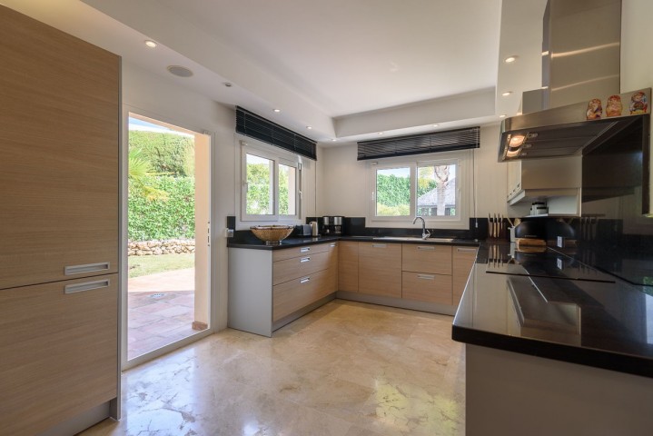 4 Soveroms Villa i Los Monteros